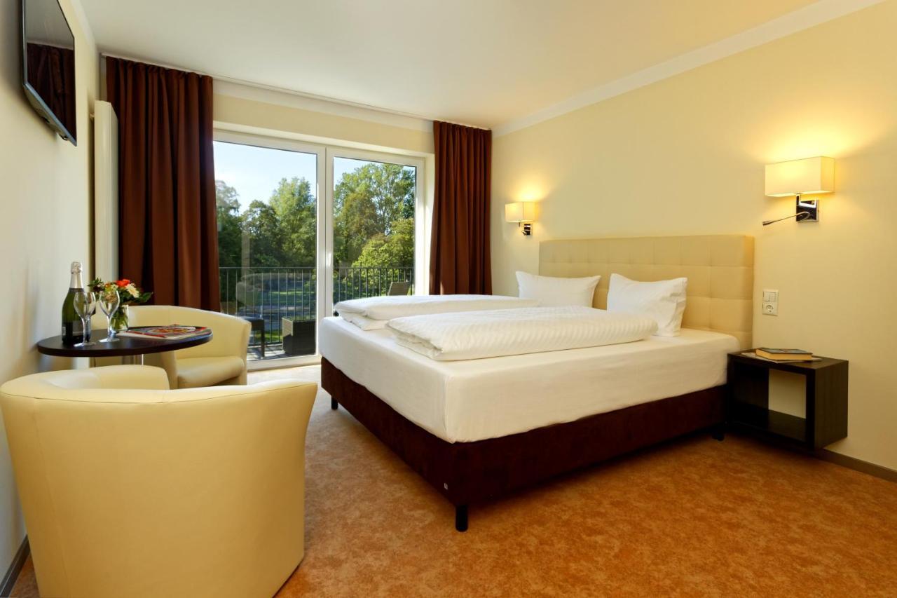 Hotel Am Kurpark Zinnowitz Exterior photo